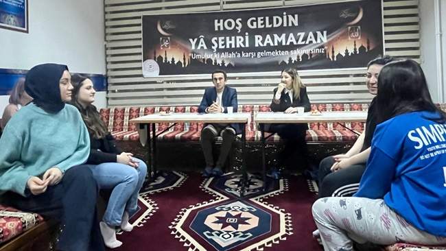 DENEYÄ°MLERÄ°NÄ° Ã–ÄžRENCÄ°LERLE PAYLAÅžTILAR